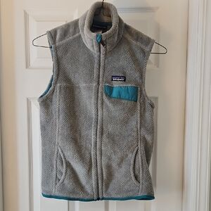 Patagonia Gray Vest with Teal Details